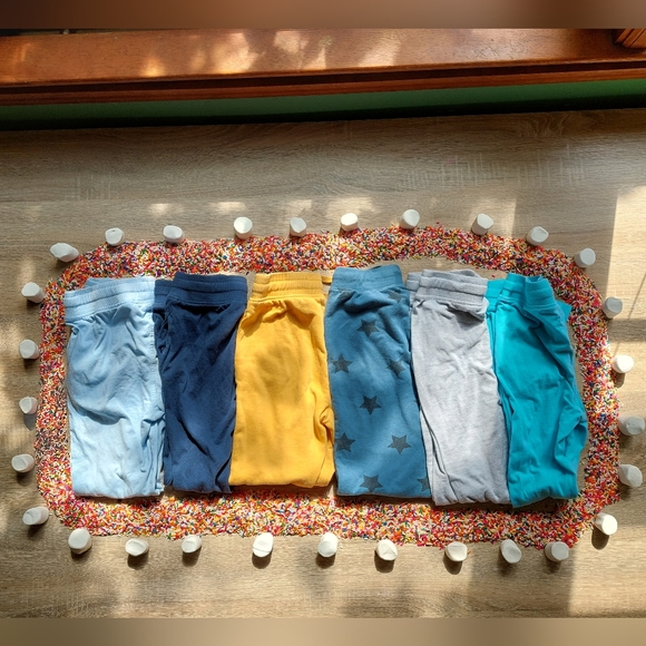 6 pairs of pants (H&M & Primary) - Picture 16 of 16